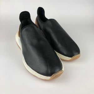 VINCE, Marlon Leather Slip-On Sneakers, US Women's 5.5